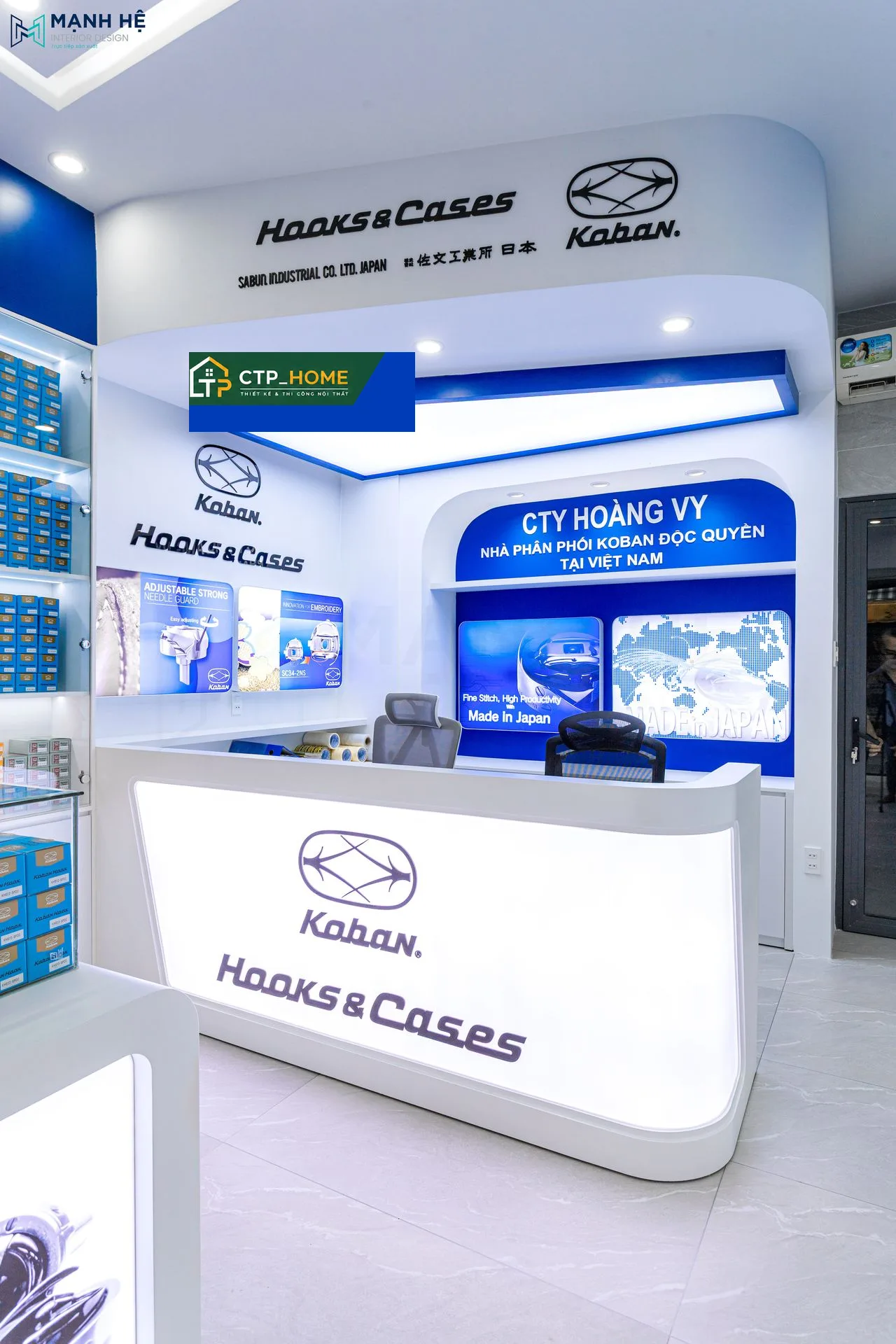 Hệ thống kệ trưng bày đa năng tại showroom Koban Tân Bình