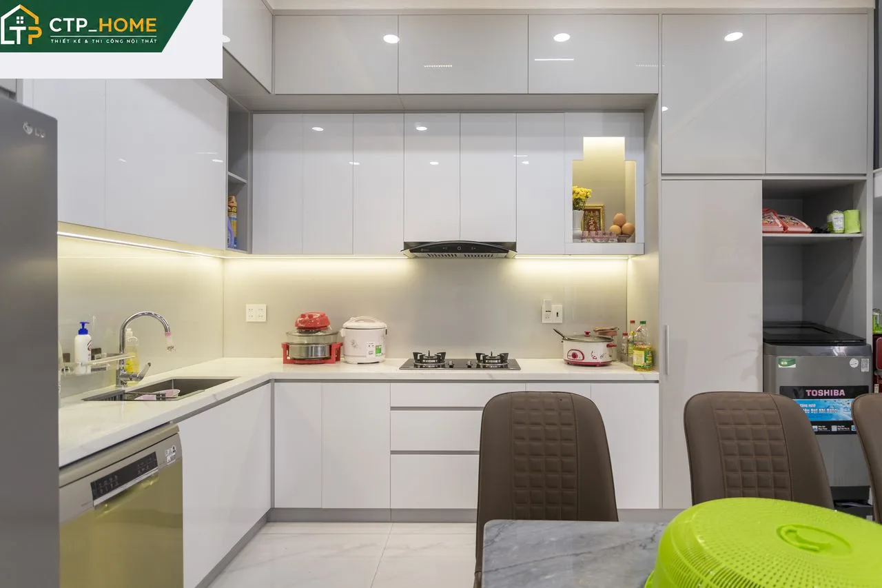 CTP_HOME thi công cầu thang và vách trang trí nội thất